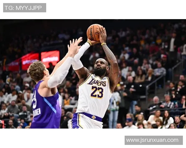 詹姆斯历史性成就达成成首位4万分1万板1万助球员